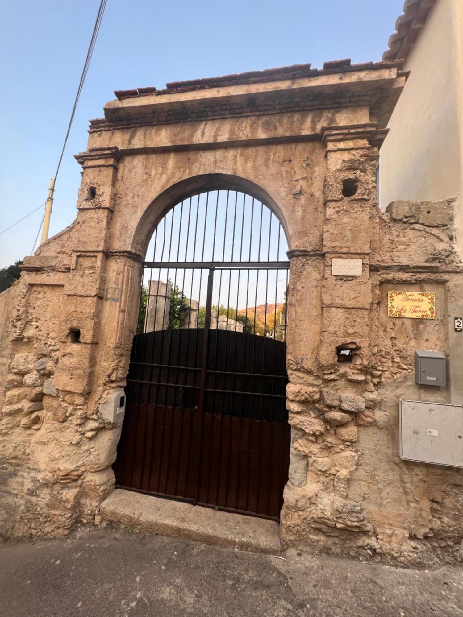 Tenuta La Torre Tropea Esterno foto